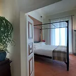 فندق مبيت وإفطار Residenza Farinati - Alto 4*